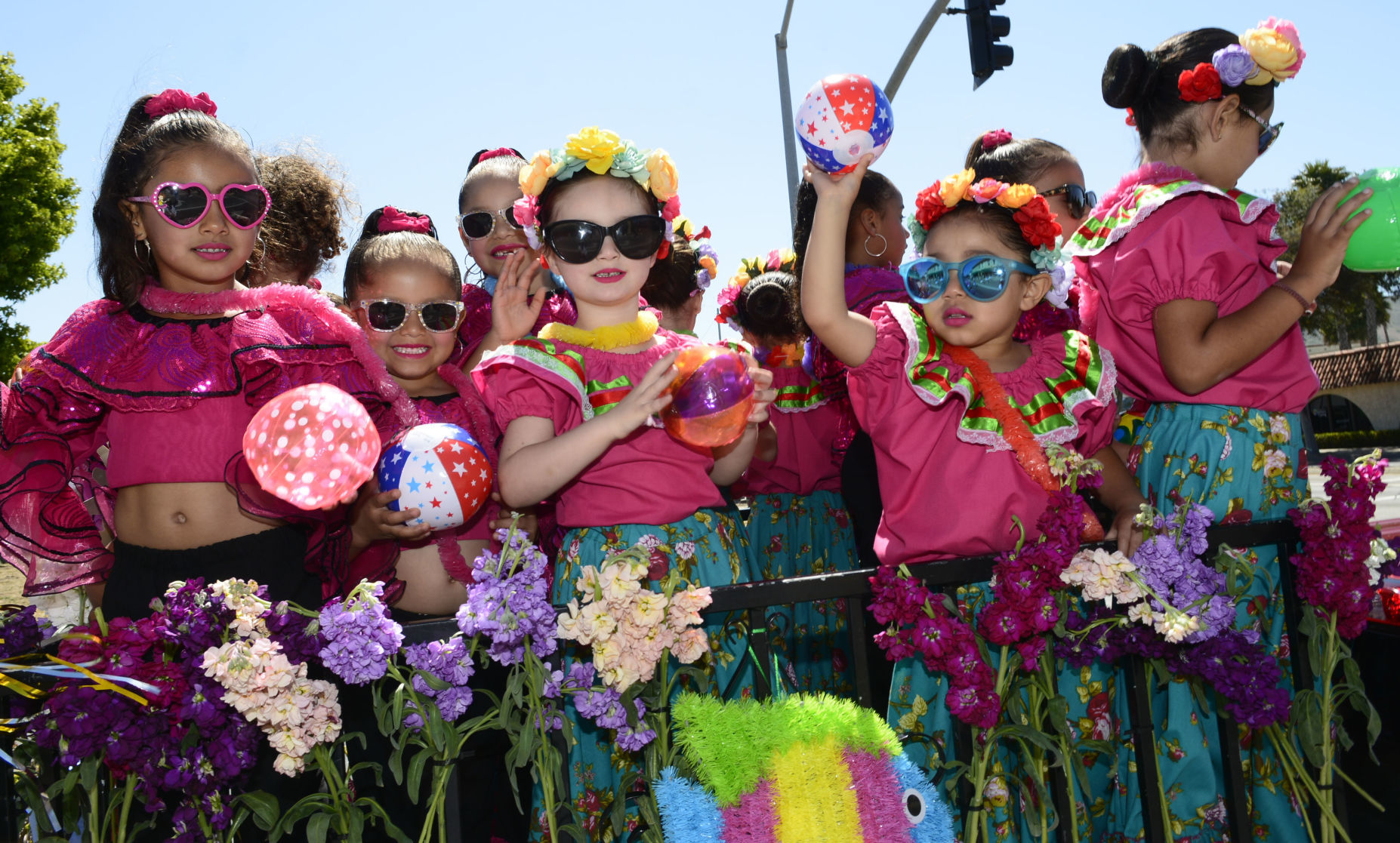 062919 Flower Festival parade 31.jpg